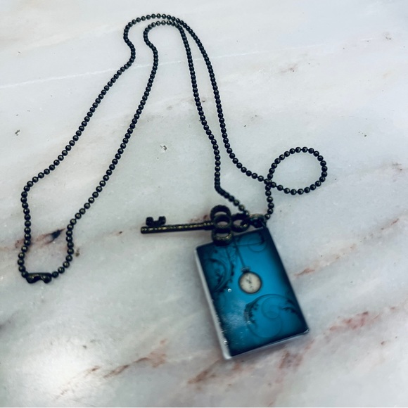 Alice in Wonderland book bronze link‎ chain necklace - Picture 4 of 8